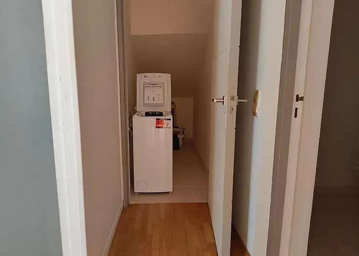 Quiet Private Garden With Pool 公寓 昂蒂布