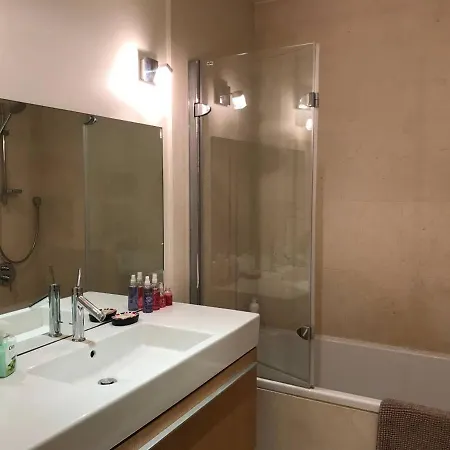 Independent One Bedroom Apartment *