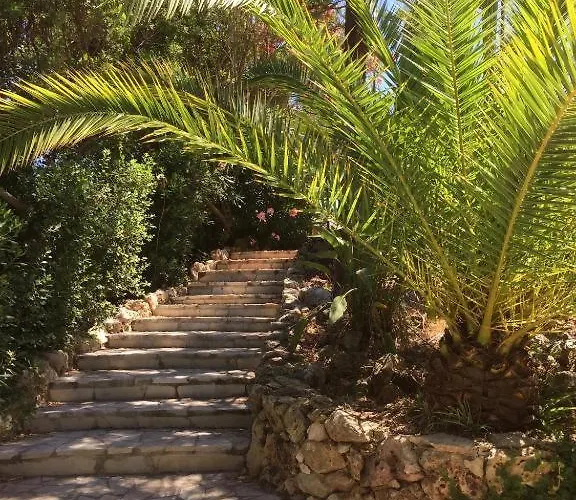 Quiet Private Garden With Pool Lejlighed Antibes